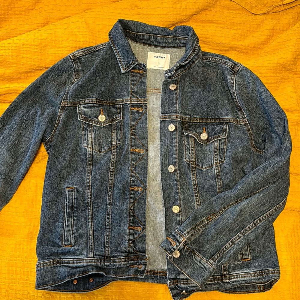 Old Navy dark jean jacket, size large, excellent used condition